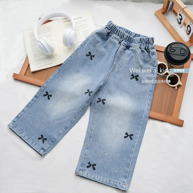 韩版女童洋气童装2025秋款儿童亮钻烫花蝴蝶结牛仔裤百搭直筒裤