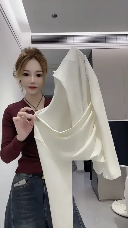纯欲辣妹风V领交叉长袖T恤女秋装新款纯色修身高级感打底衫上衣女