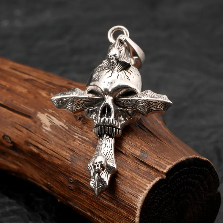吊坠925银 暗黑骷髅头十字架吊坠潮流个性男士欧美风银饰项链挂件