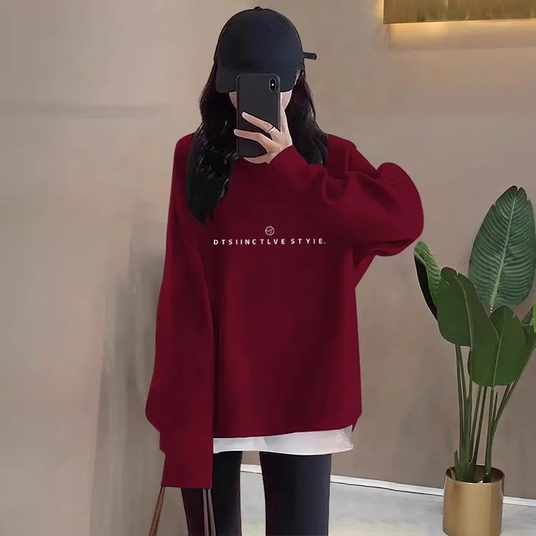 假两件圆领卫衣酒红色上衣女2025新款宽松中长款盖遮屁股加绒加厚