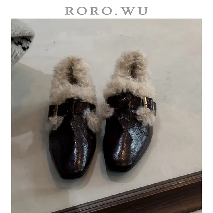娆娆吴·头层羊皮法式复古加绒保暖皮带扣毛毛鞋冬季新款单鞋女X02