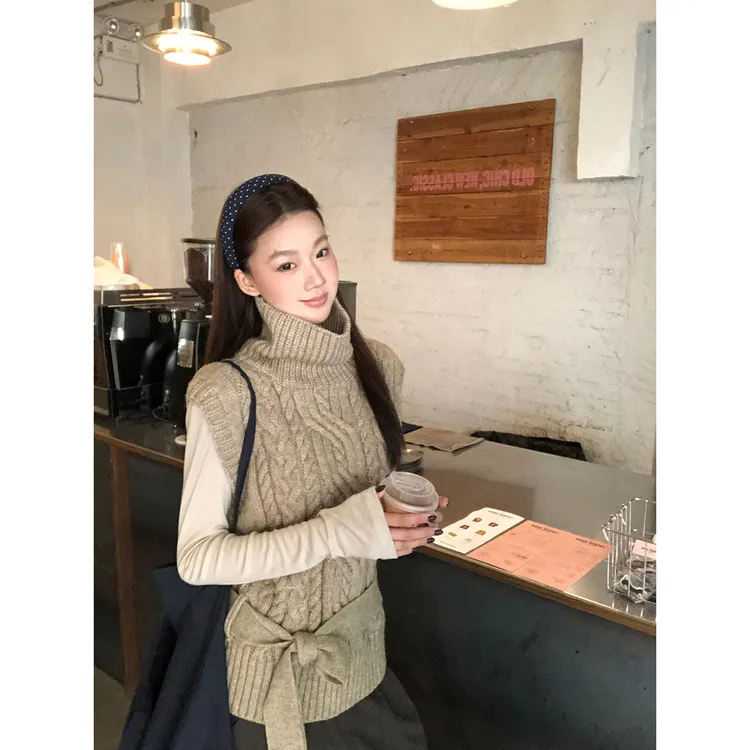 【落叶马甲】冬季韩版麻花高领显瘦宽松背心马甲00139