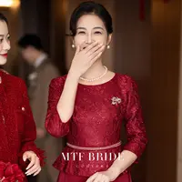 满庭芳华【首批8.5折】妈妈婚宴礼服酒红蕾丝钉珠收腰喜婆婆连衣裙