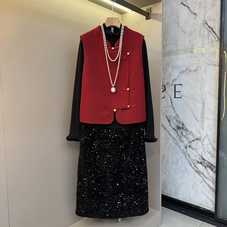 2025秋冬大码显瘦名媛气质老钱风内搭+马甲+亮片半裙大码套装6059