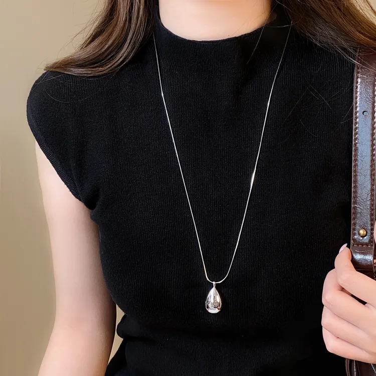 铜合金项链 银色水滴吊坠可调节长款项链女款2025新款毛衣链秋冬