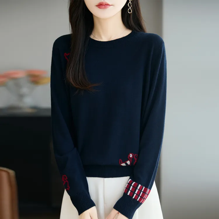 哥弟阿玛施正品新款时尚圆领拼色小狗刺绣女毛针织衫宽松气质百搭