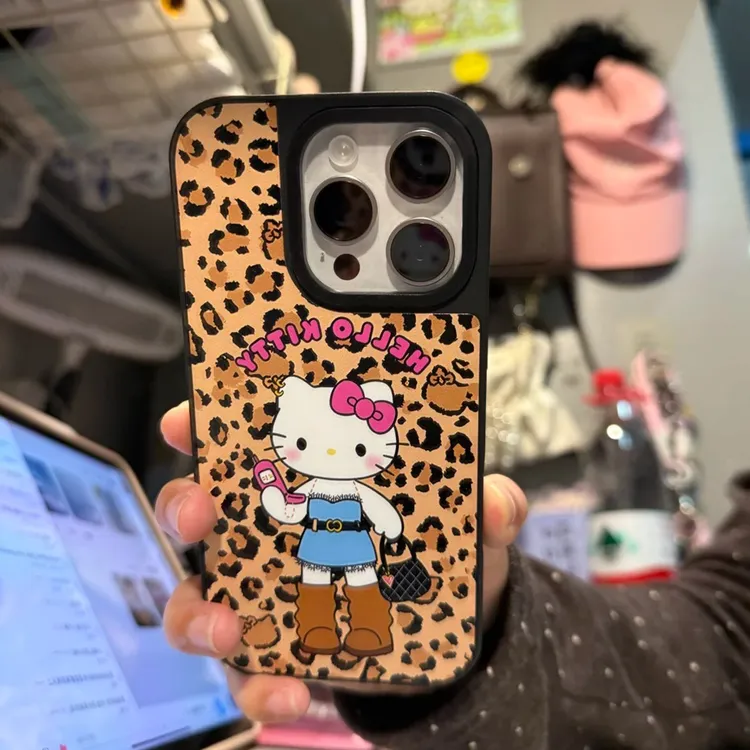 雅天立豹纹电话kitty猫适用iPhone16promax镜面手机壳17/15新款12