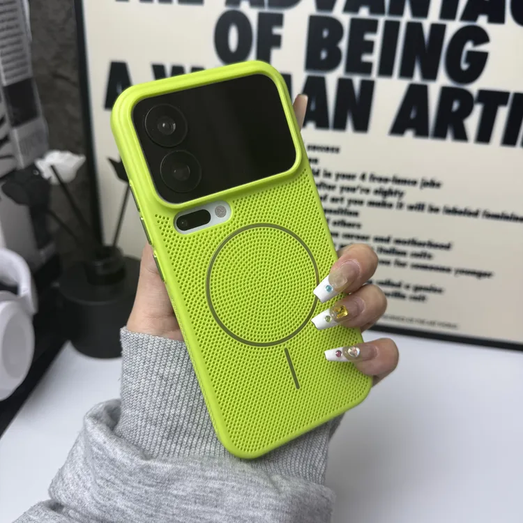 适用新款小米17promax爆款网孔散热透气15磁吸充电高级情侣手机壳