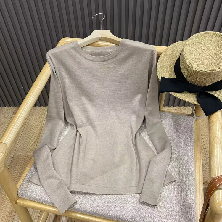 早秋圆领长袖套头薄款羊毛针织衫纯色百搭内搭打底衫T恤女Z2502