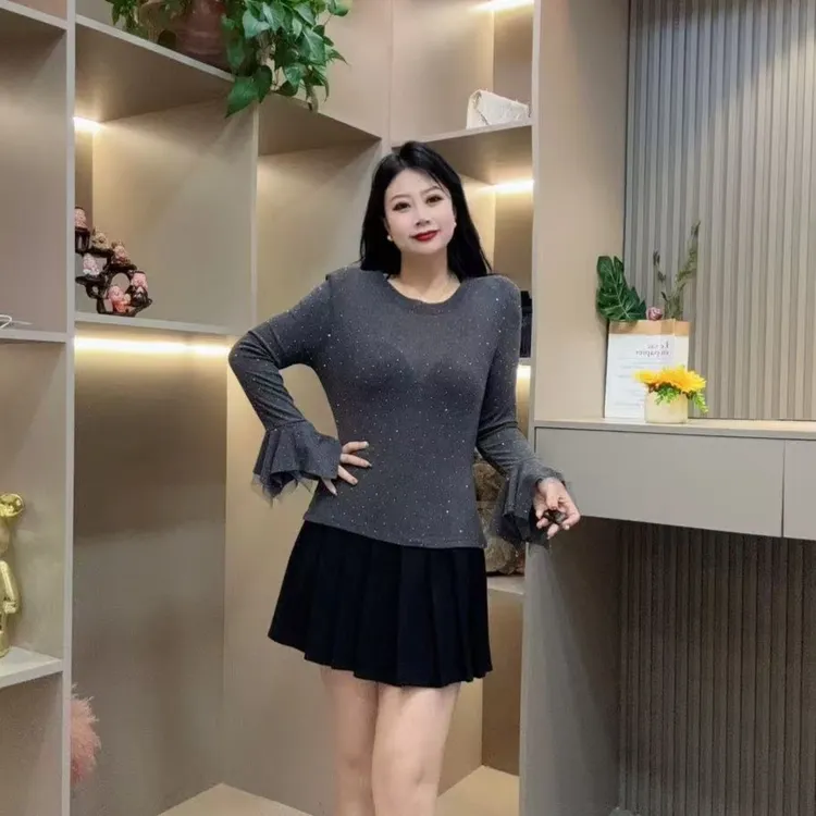 冬季上衣-冠 7021时尚潮流亮闪纯欲风微喇袖设计胖MM大码女装新款