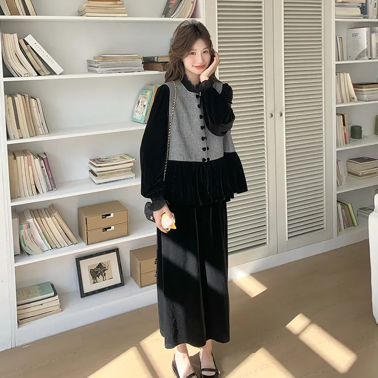 法式小香风丝绒马甲套装裙女2025年秋季新款高级感气质显瘦三件套