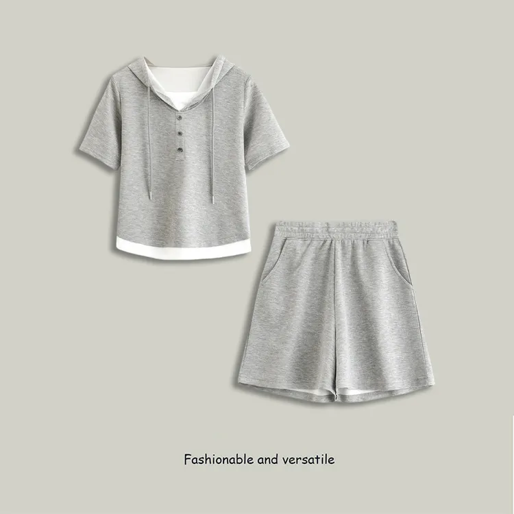 2025夏季新款时尚休闲套装女连帽假两件拼接短裤气质百搭显瘦套装