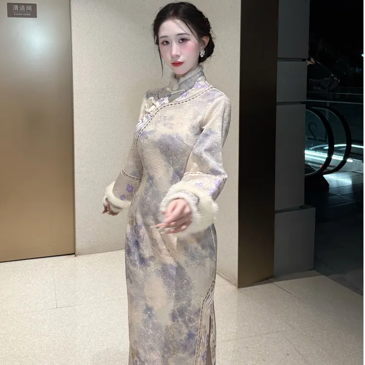 画报夫人原创自制厚款针织水貂秋冬旗袍 清宫白羽紫花旗袍