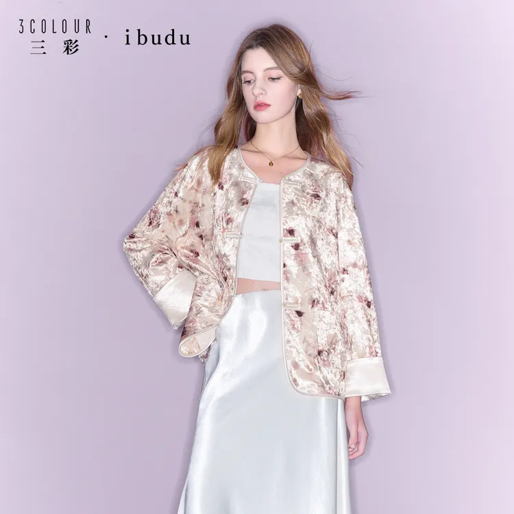 三彩ibudu2025秋季新款丝绒印花外套圆领盘扣宽松开衫女