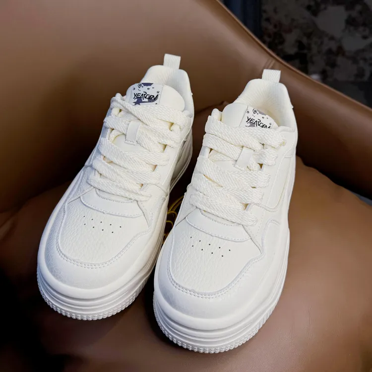 意尔康体育秋冬女士运动鞋时尚潮老爹鞋内增高小白鞋学生松糕板鞋