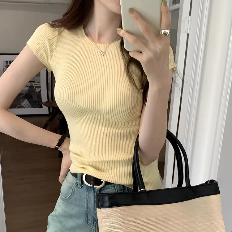 小众圆领正肩短袖T恤女2025夏季新款修身显瘦短款针织衫打底上衣