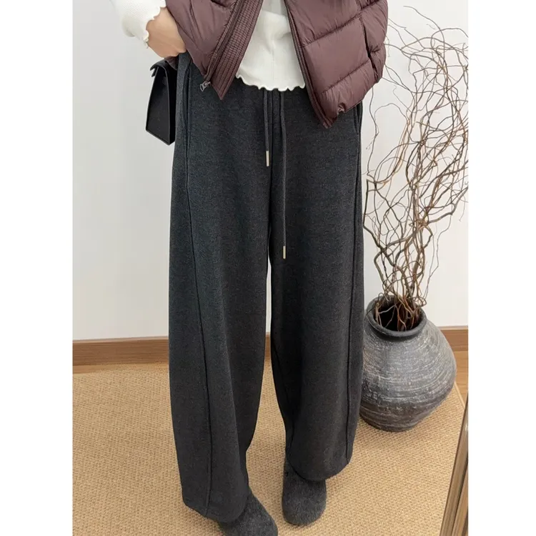 大码冬季灰色慵懒风加绒直筒阔腿休闲裤女梨形身材宽松显瘦九分裤