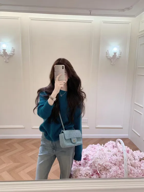 秋冬新款时尚洋气百搭女装慵懒风高级感针织毛衣修身牛仔裤套装