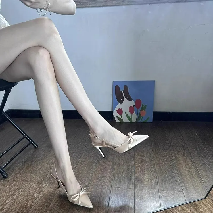 2025年春夏新款裸色蝴蝶结细跟高跟鞋女绸缎尖头凉鞋法式气质单鞋