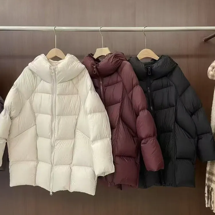 新国标90白鹅绒高蓬松高保暖高质量女款连帽羽绒服