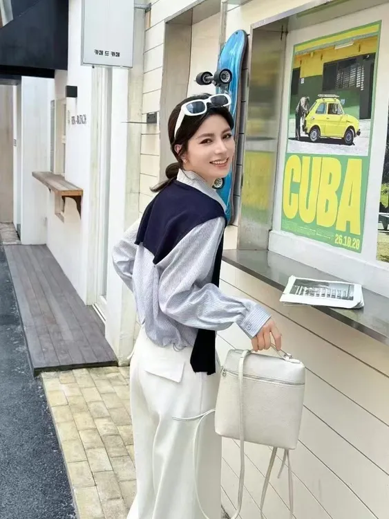 法式时尚长袖披肩短款衬衫小个子宽松休闲秋季