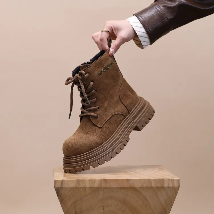 2025新款马丁靴鞋酷飒厚底高级感炸街卡其色复古美拉德绒面大黄靴