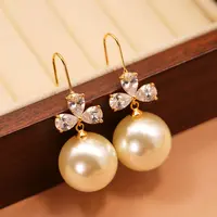 铜合金合成锆石耳饰 韩式精致轻奢蝴蝶结大珍珠银耳钩时尚耳环女