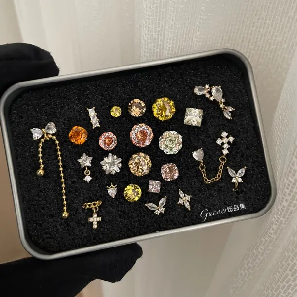 铜合金合成锆石耳饰 秋日氛围感美拉德合集 气质百搭耳骨耳垂钉