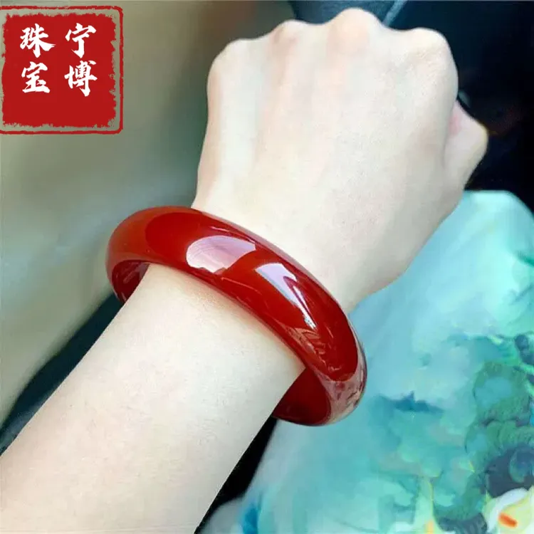 天然正品红玛瑙玉髓中国红牛血红金丝火焰纹时尚手镯多样性发货