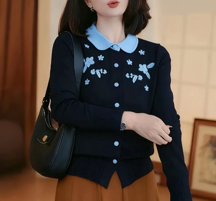 秋冬长袖洋气时尚短款常规女衫Polo领手工钩花长袖针织衫