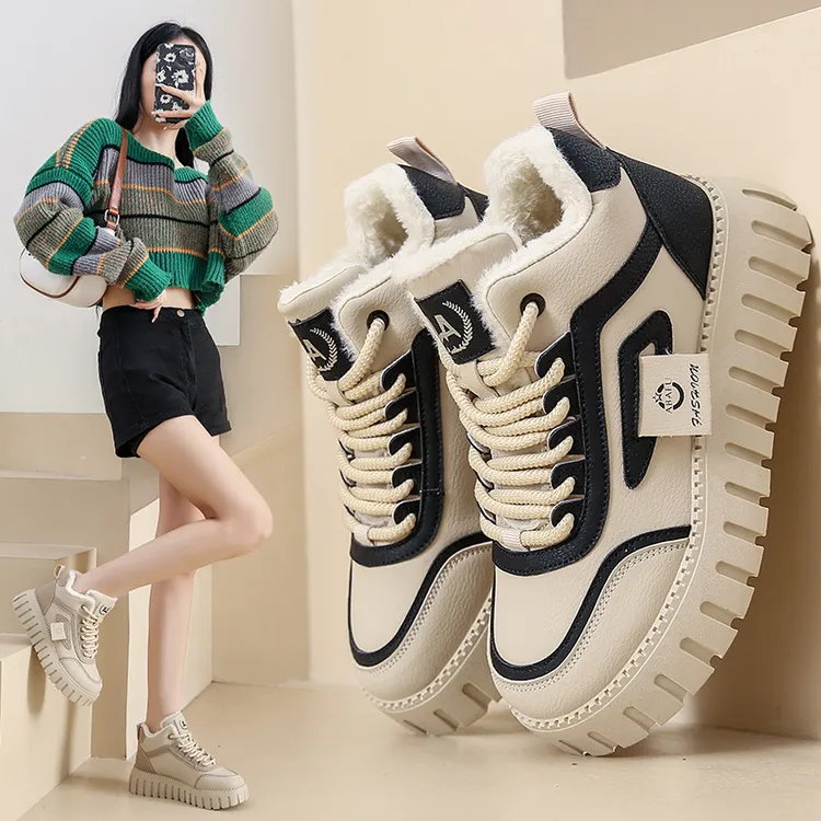 棉鞋女正品平底英伦秋冬季新款软底轻质时尚四季女鞋耐磨