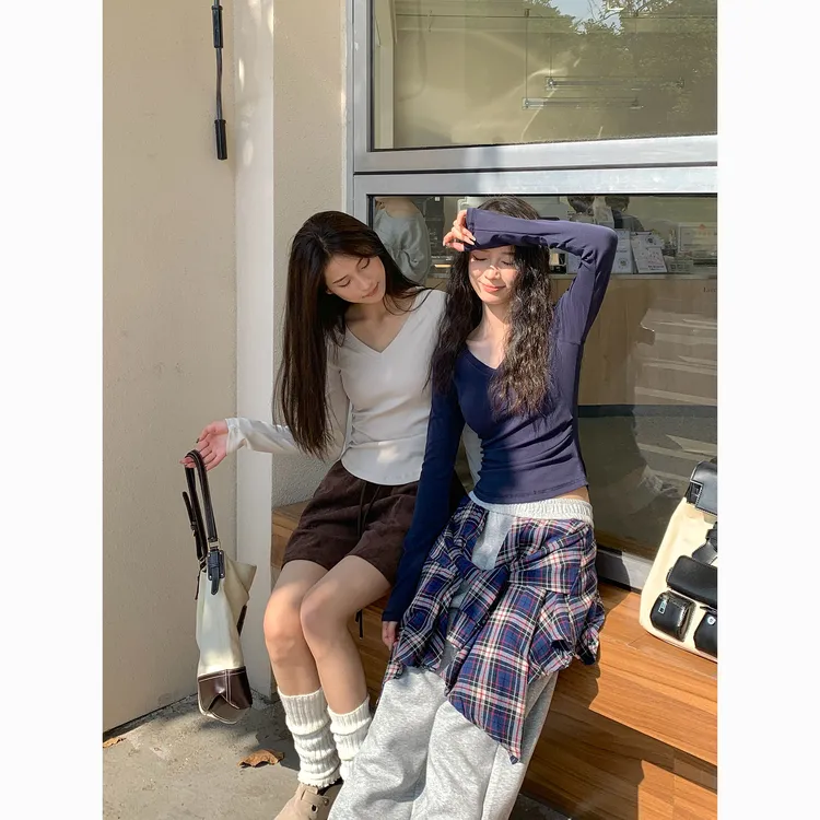 抽褶V领长袖打底衫女秋冬季修身显瘦长袖t恤加绒内搭上衣秋季