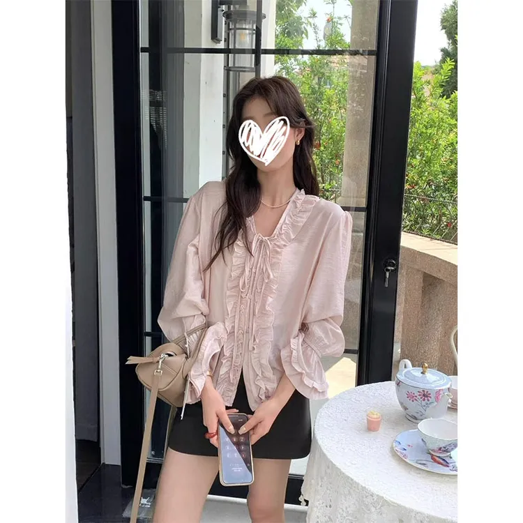 固质法式复古风V领系带木耳边衬衫女早秋季设计感小众喇叭袖上衣