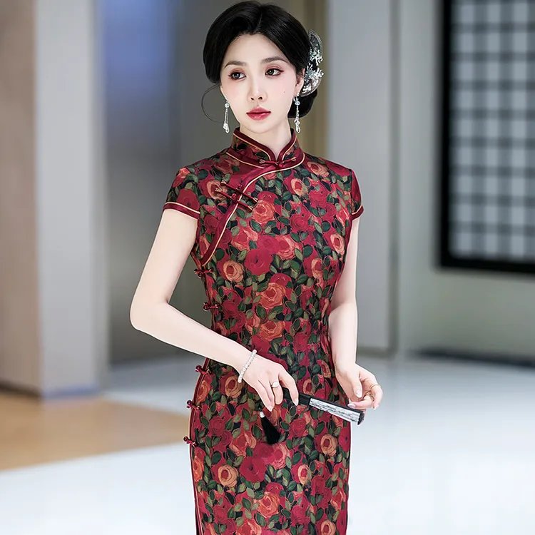 喜婆婆婚宴装2025新款夏季日常可穿红色旗袍裙子高贵年轻妈妈礼服