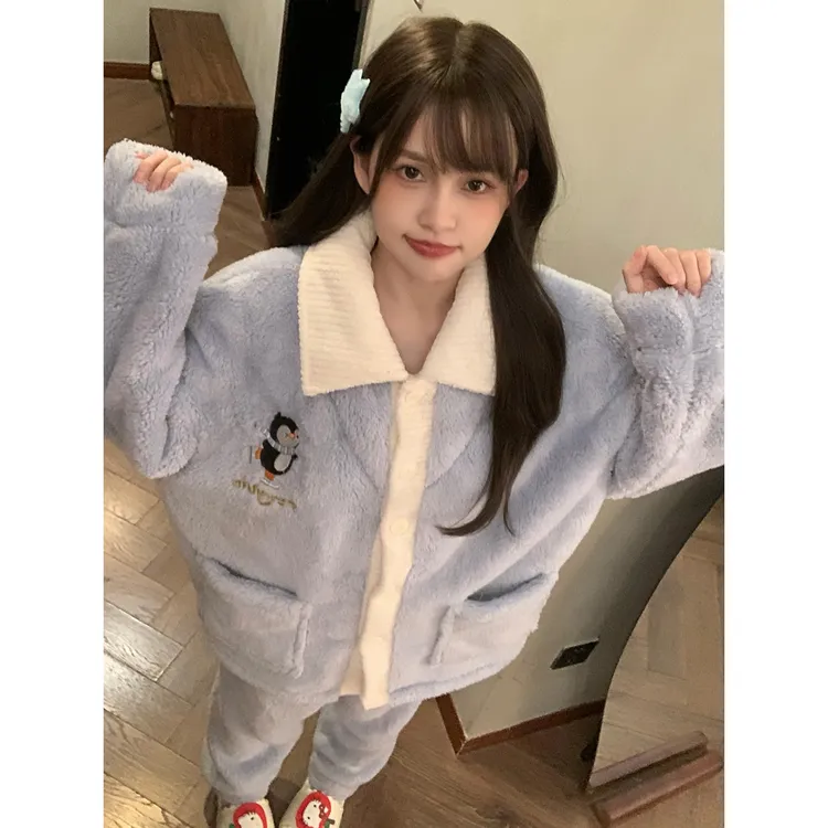2025新款可爱企鹅珊瑚绒女睡衣秋冬季天加绒加厚法兰绒套装家居服