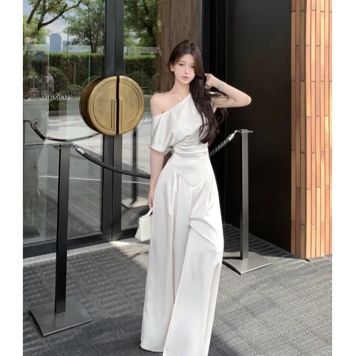 不规则纯欲修身斜肩短袖缎面T恤女夏季套装垂感休闲阔腿裤两件套