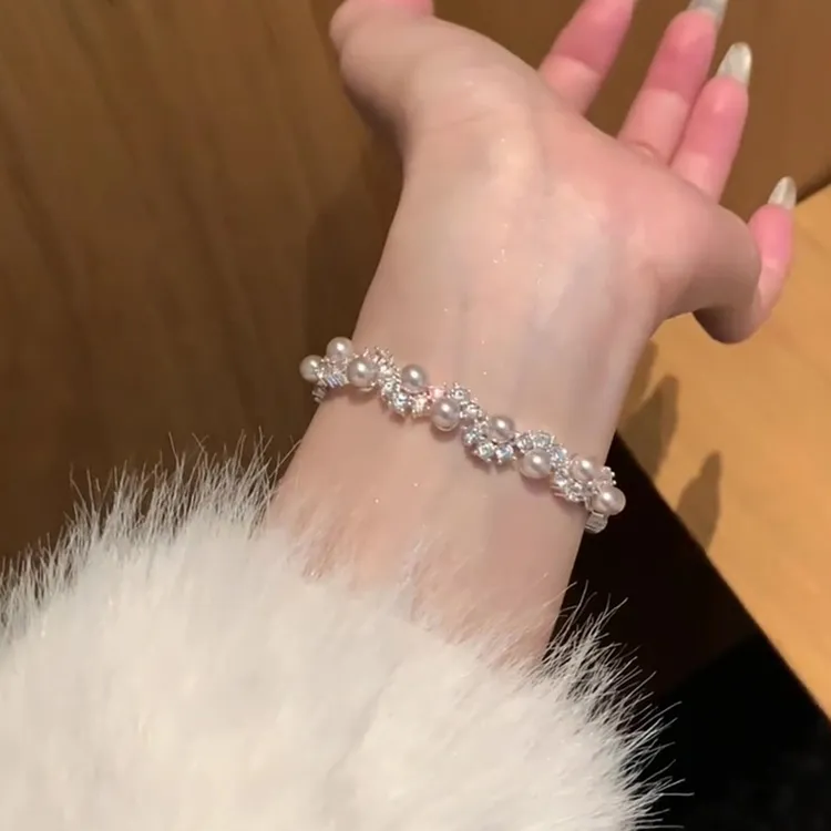 合金手链 法式爆闪施家珍珠满钻手链宫廷风轻奢复古精致百搭手链