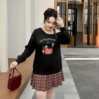 DC7062大码女装【童趣西红柿】露肩印花长袖卫衣春季200斤显瘦上衣