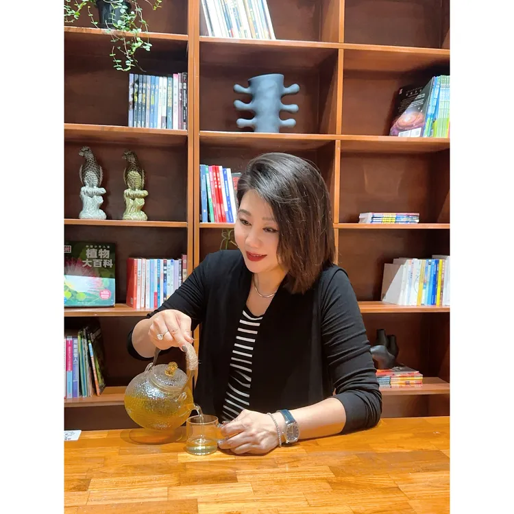 微胖女装【自然惬意】早秋新款披肩开衫条纹背心两件套洋气套装1032