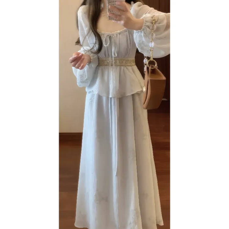 温柔风法式方领蓝色连衣裙高端精致珠绣碎花复古宫廷风收腰长裙子