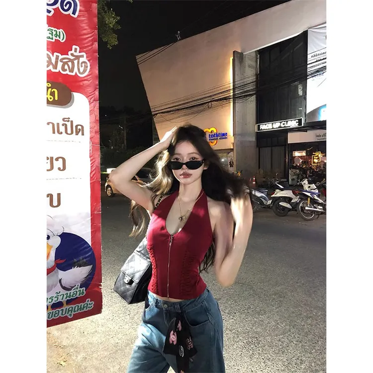 2025秋季新款修身显瘦简约百搭时尚性感气质高级感挂脖无袖上衣女