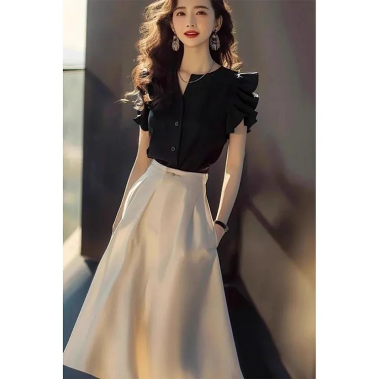 小个子显瘦夏装今年流行漂亮套装裙女2025新款夏季轻奢感气质黑色