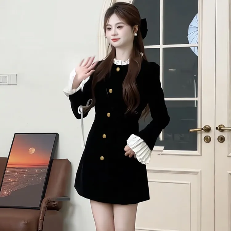 纯欲风甜美短裙秋季新款收腰显瘦设计感撞色拼接黑色2353