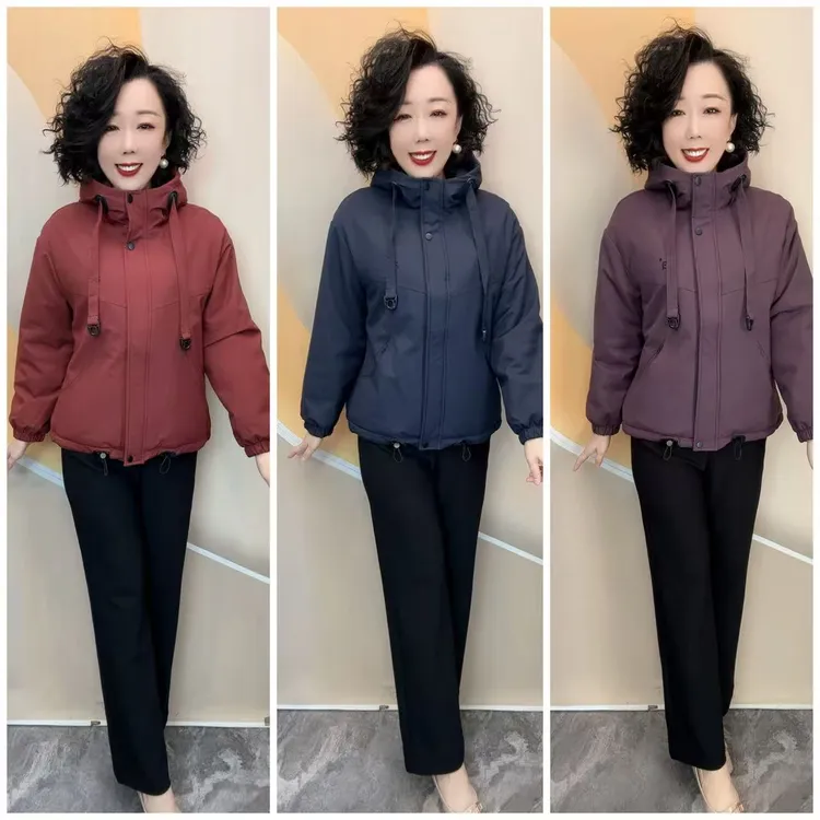 912新款妈妈装中老年女装时尚洋气加绒保暖宽松大码厚外套，衣长65