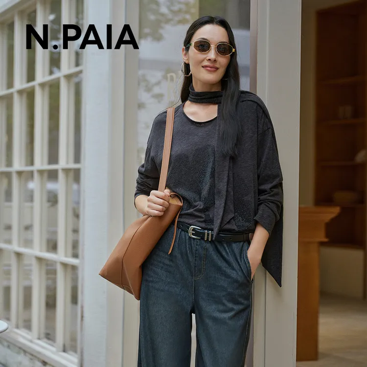 N.PAIA恩派雅2025秋冬新款围巾设计打底衫烫钻上衣女XNKAC5321A