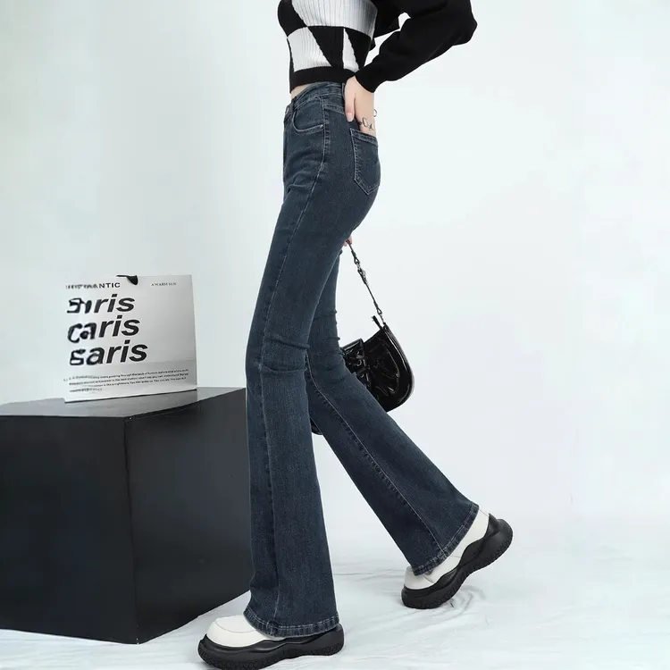 牛仔裤女早秋2025年新款爆款马蹄裤高腰显瘦美式弹力紧身微喇叭裤