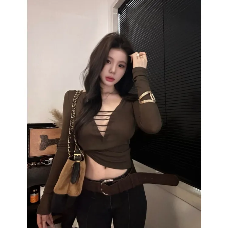 美式辣妹设计感修身镂空绑带针织衫女秋冬2025新款高腰垂感休闲裤