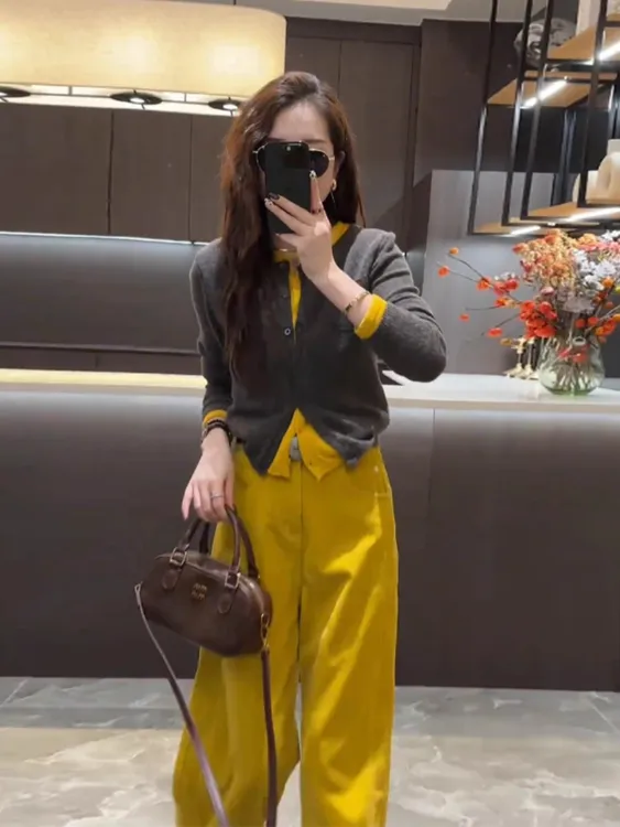 今年流行秋冬时尚假两件拼接撞色长袖针织开衫女修身显瘦百搭上衣