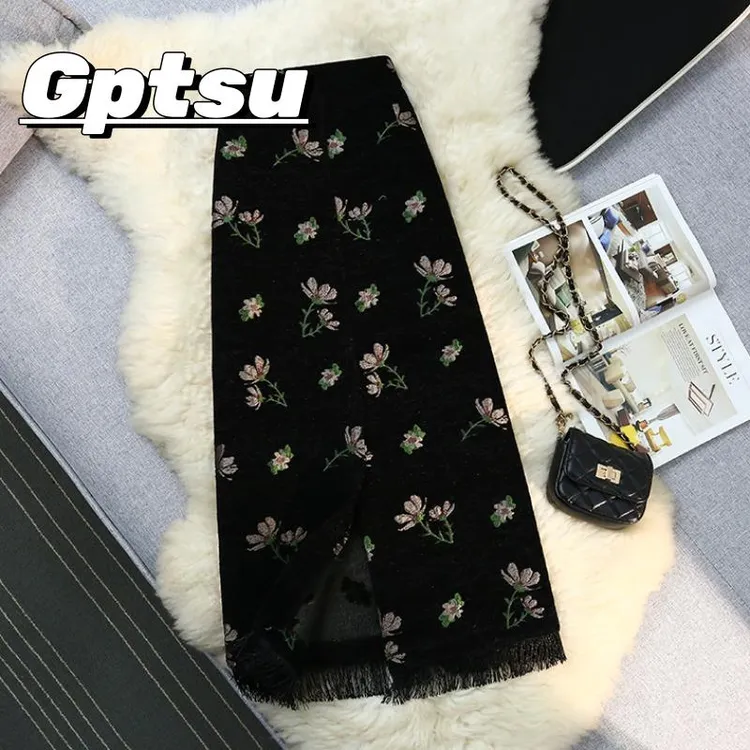 GPTSu新中式提花丝绒a字半身裙女秋冬中长版显瘦后开叉流苏包臀裙