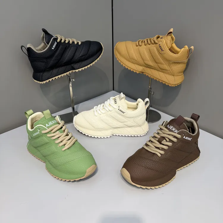 2025 新款男士运动时尚青春个性小众高端加厚潮流潮鞋（皮鞋尺码）